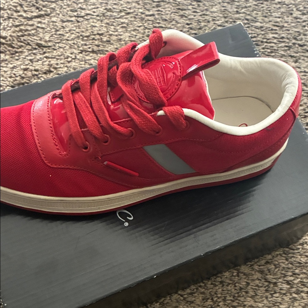 Stylish Red Men's Sneakers